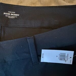 Plus Size Women’s Skinny Black Trousers with Pockets